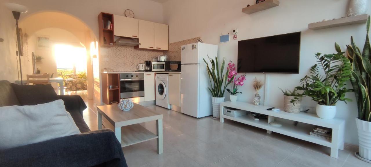 Polis Thalassa Seaside Boutique Beach Apartment מראה חיצוני תמונה