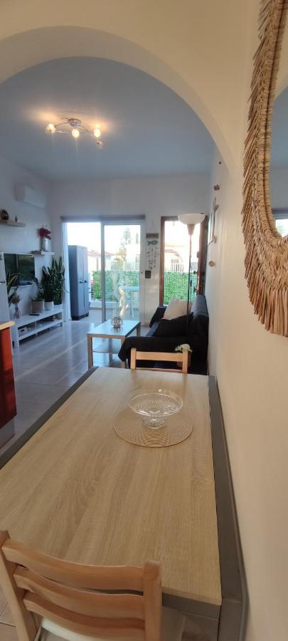 Polis Thalassa Seaside Boutique Beach Apartment מראה חיצוני תמונה